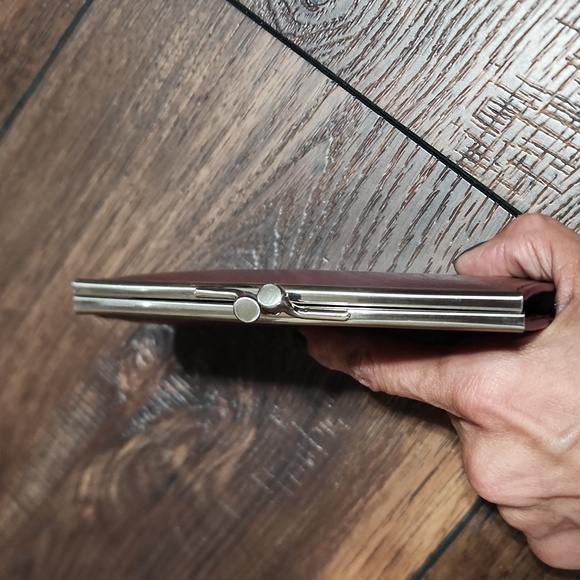 VTG Wilsons Leather Wallet - Picture 3 of 16